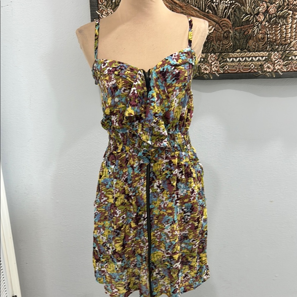 Gianni Bini Floral Spaghetti Strap Full Front Zip Ruffle Dress. Size S